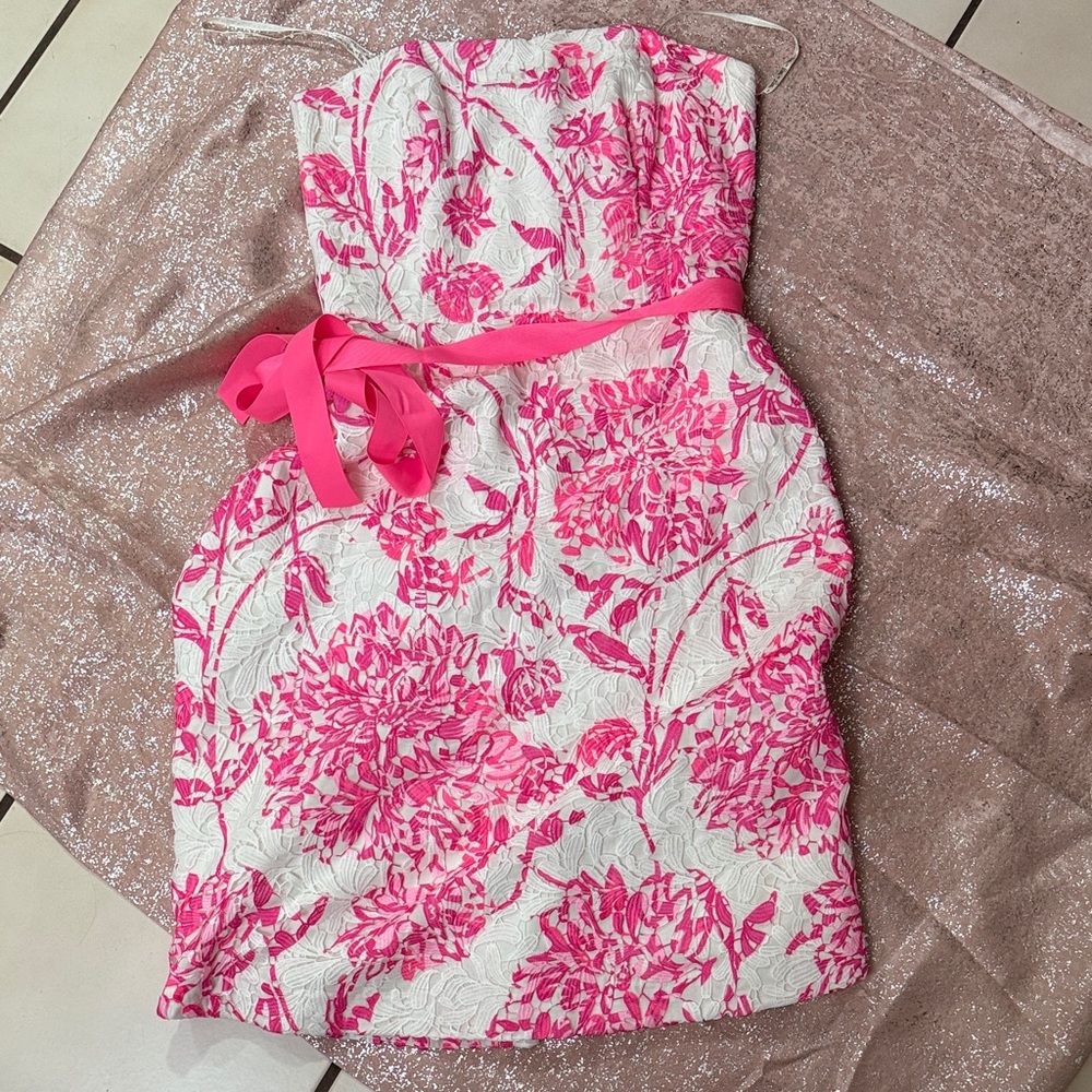 Lilly Pulitzer Cream Strapless Dress with Pink Tag